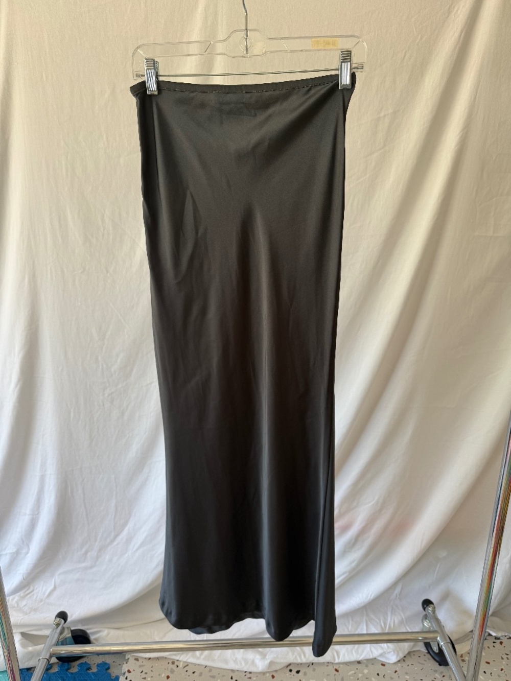 Lioness Dark Grey Gray Charcoal Satin Maxi Skirt Size Extra Small XS